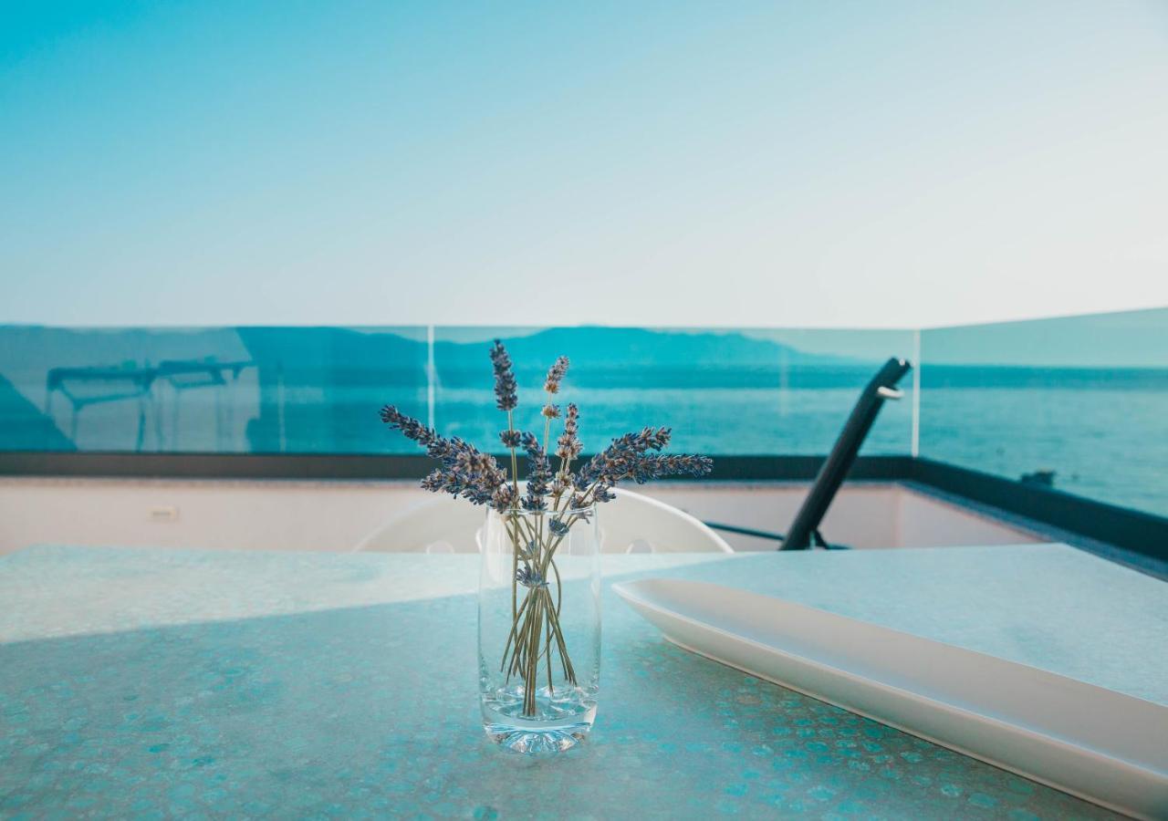 Apartments Nina Brist Luaran gambar