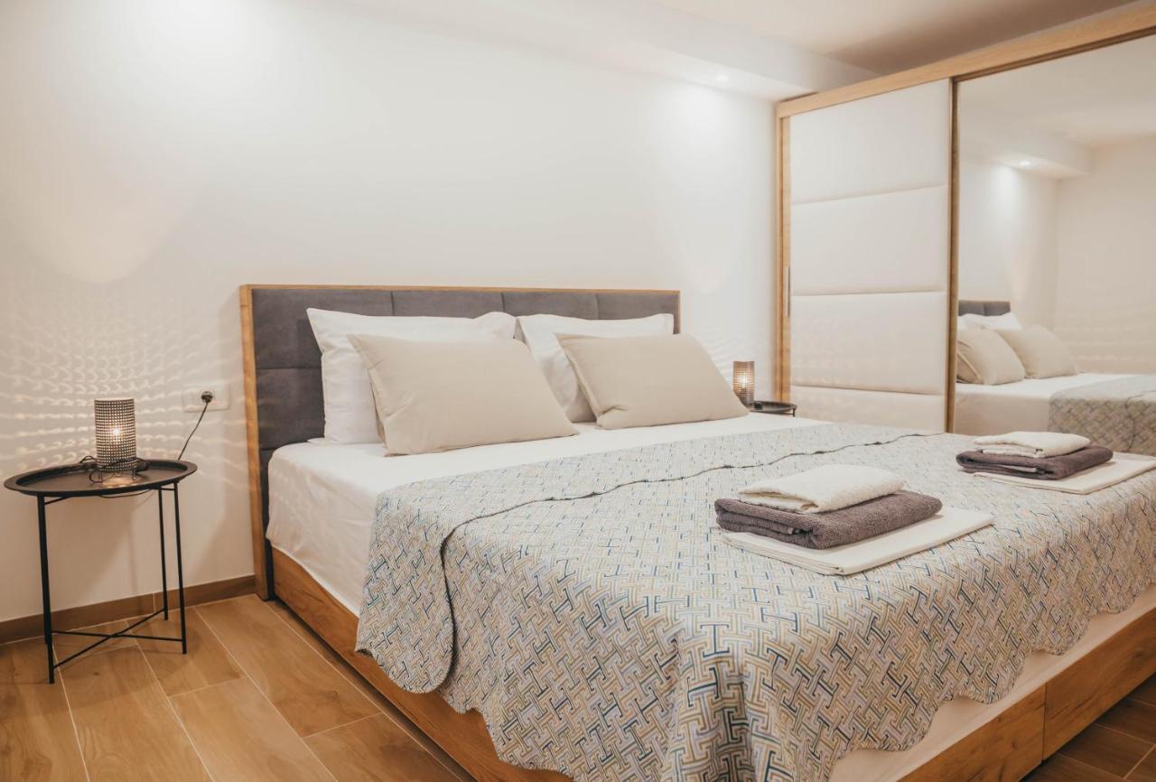 Apartments Nina Brist Luaran gambar