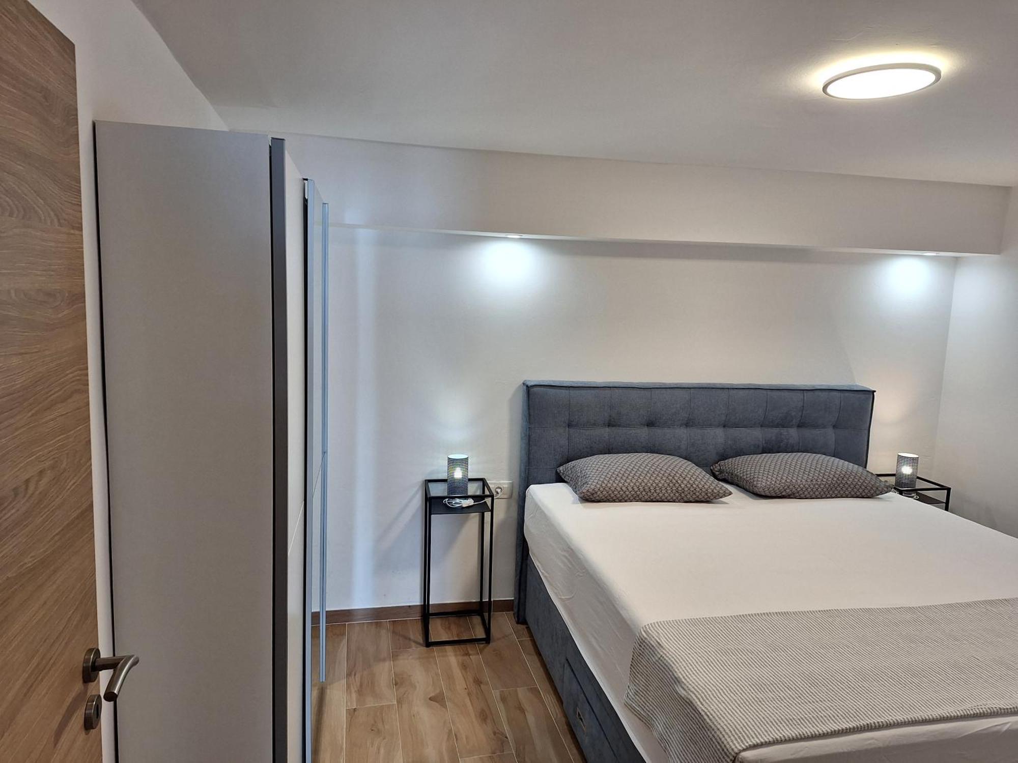 Apartments Nina Brist Luaran gambar