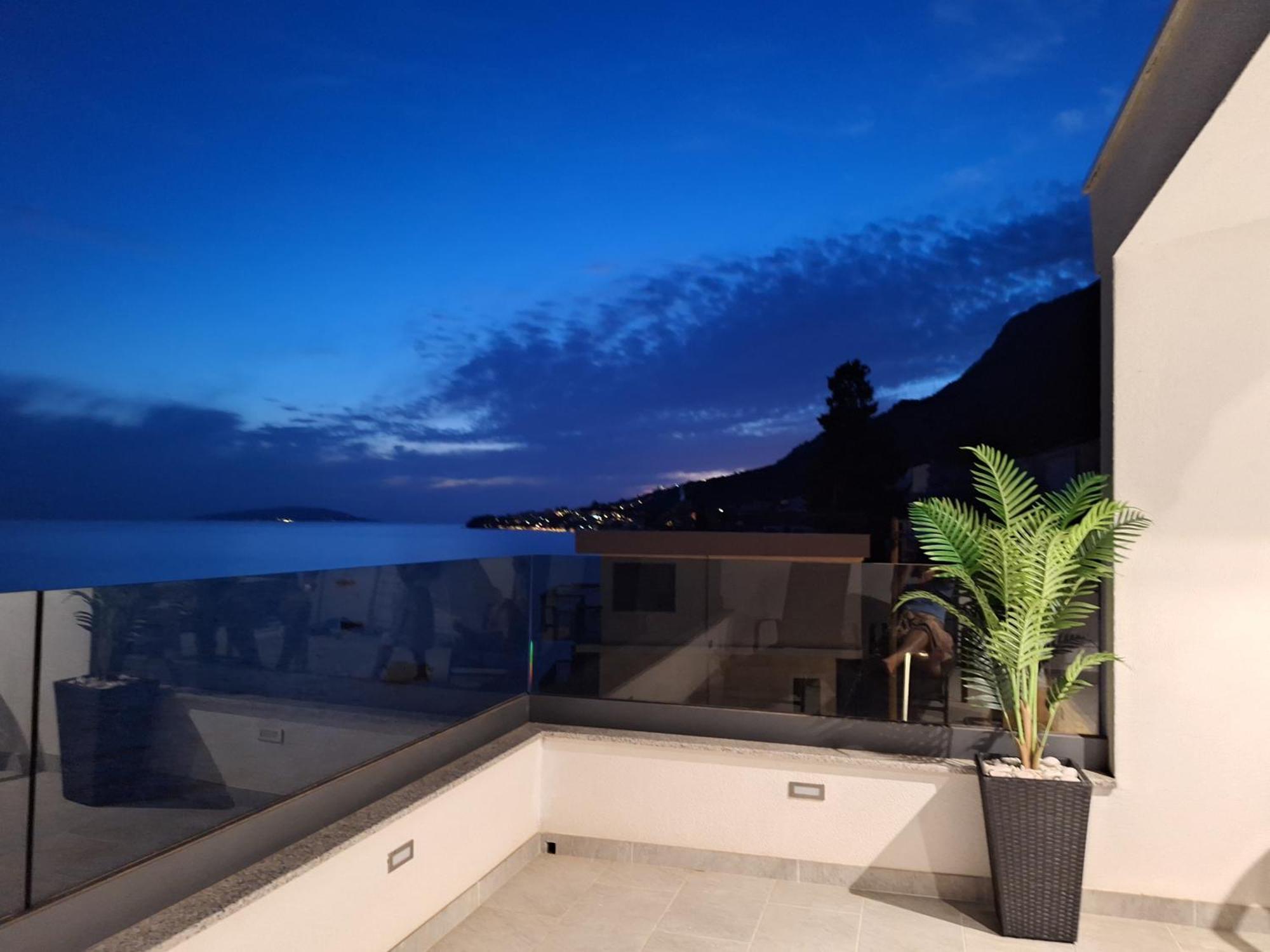 Apartments Nina Brist Luaran gambar